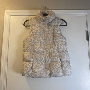 Women's Old Navy Puffer Vest Beige/Tan Leopard Print Size S